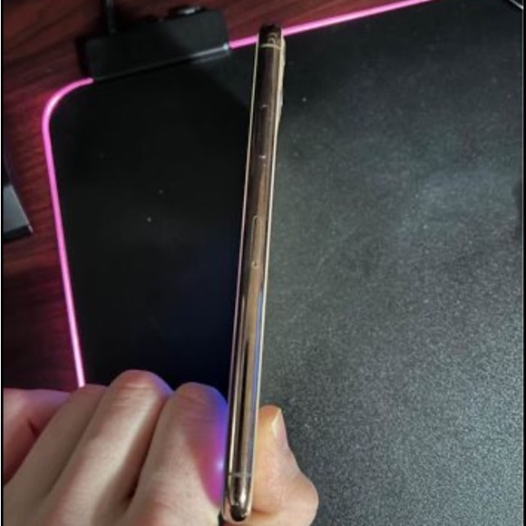 iPhone 11 Pro Max rose gold 256 - Picture 4 of 5